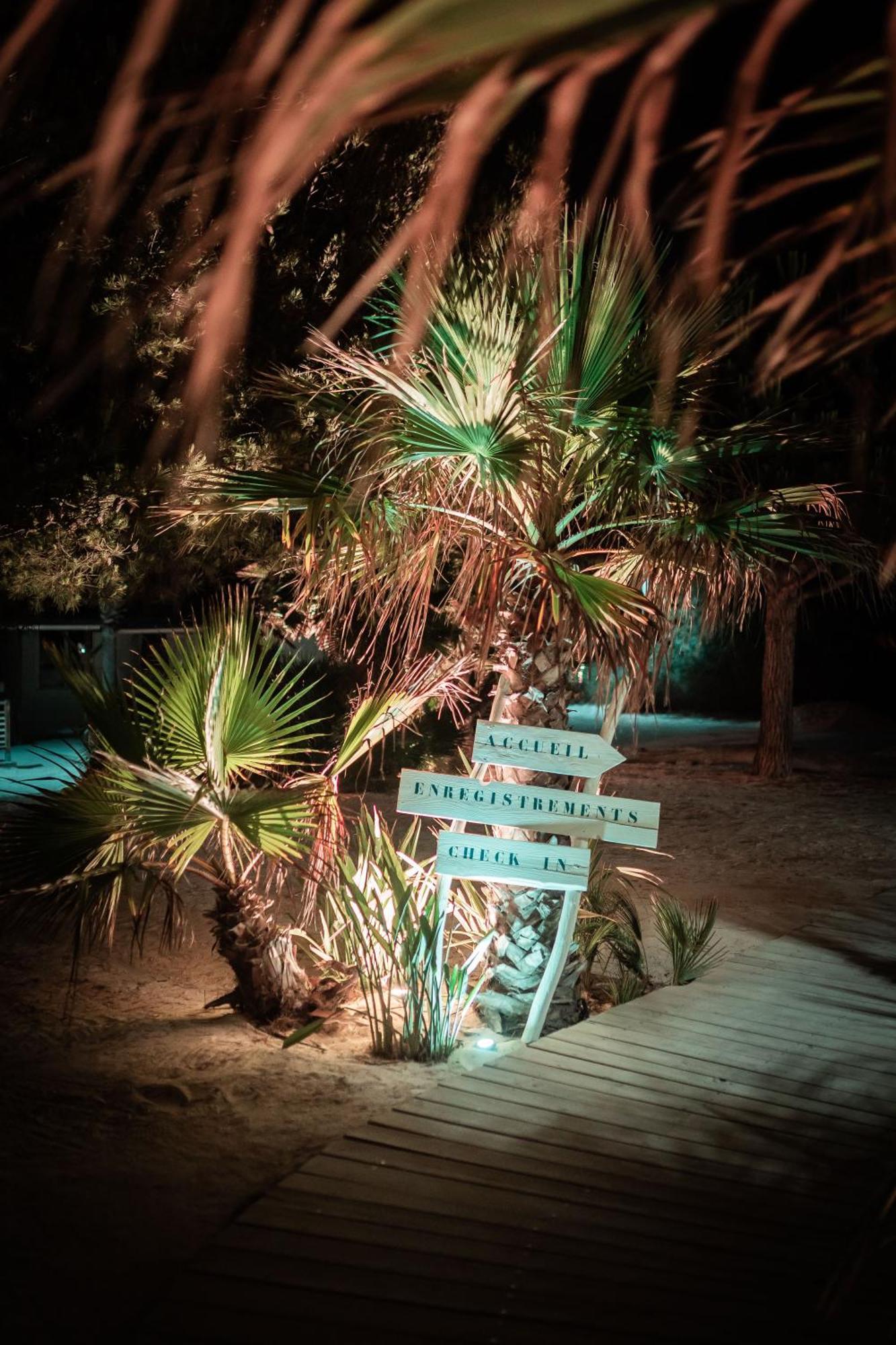 Salines Hotel Hyères Buitenkant foto