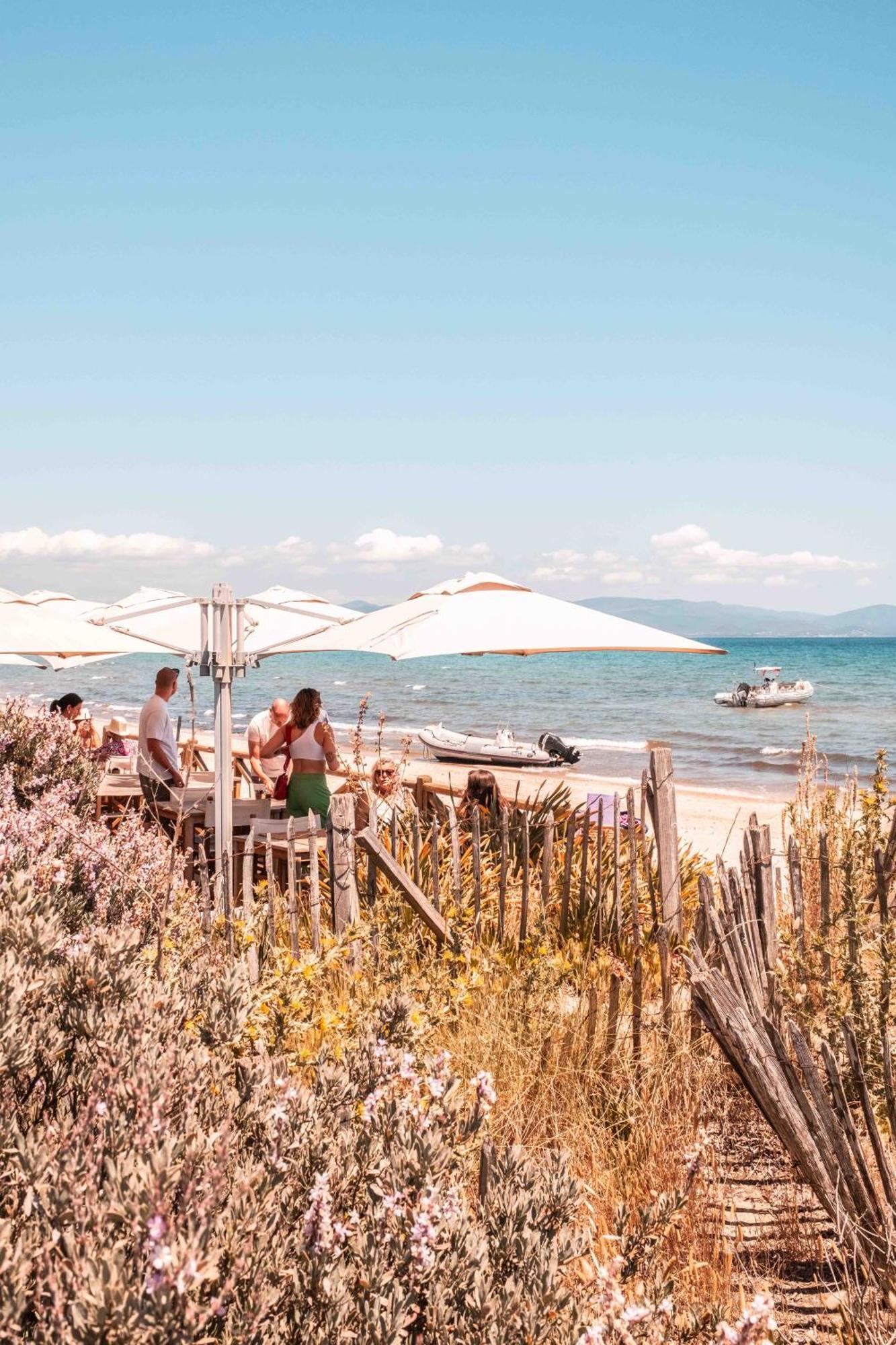 Salines Hotel Hyères Buitenkant foto